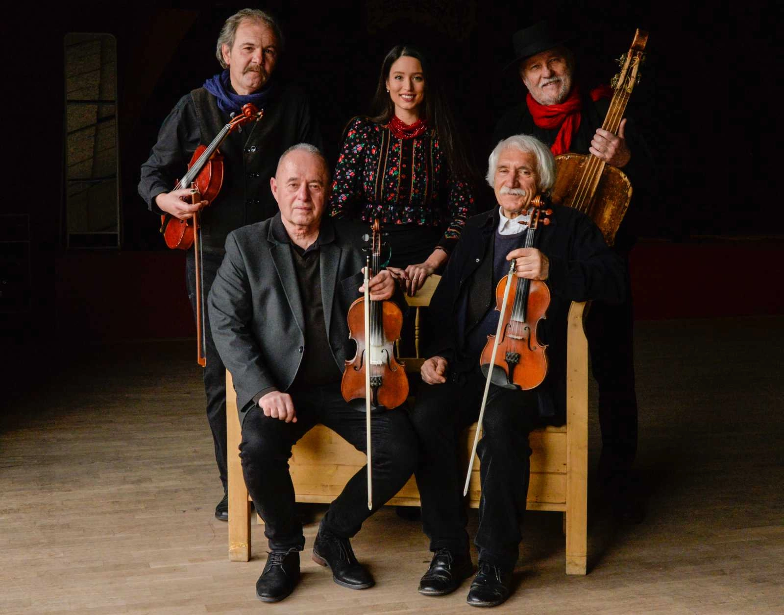 Muzsikás együttes - Erdélyi táncház